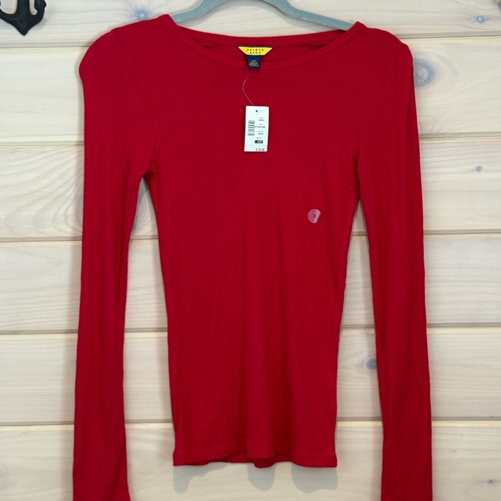 Prince & Fox Slim Long-Sleeve Crewneck Top in Red